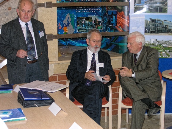 Andrzej Szytuła, Colin Carlile, Karol Musioł (Rector of the Jagiellonian University)